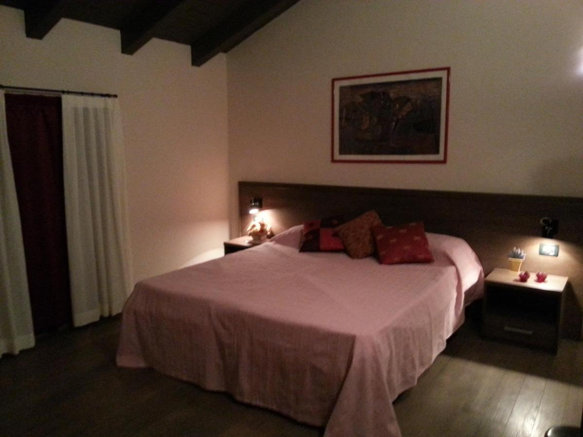 Hotel La Vecchia Reggio Reggio Emilia Cameră foto